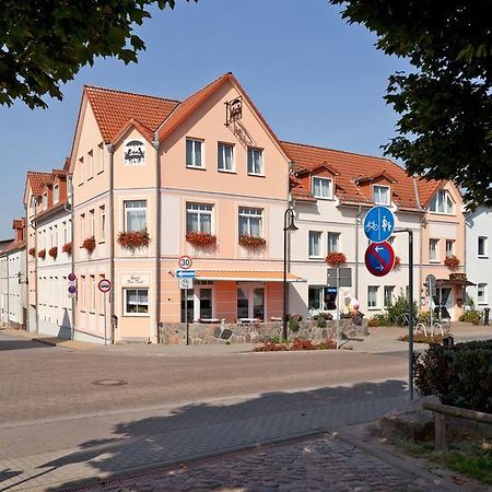 Hotel Fuer Dich Waren  Ngoại thất bức ảnh